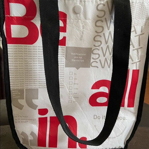 Lululemon surprise in a bag - Picture 1 of 2